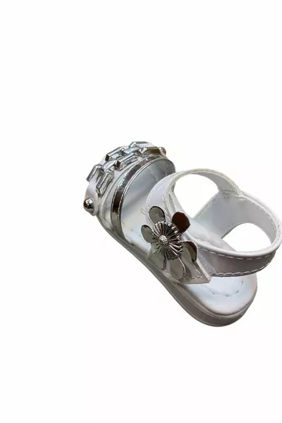 Летни сандали за момиченце