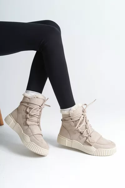 Sportstiefel für Damen aus Pelz