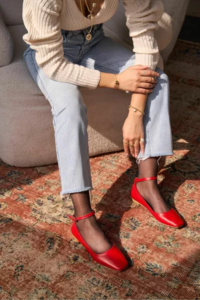 Furman Красный галстук на щиколотке тупой носок Женские балетки на коротком каблуке