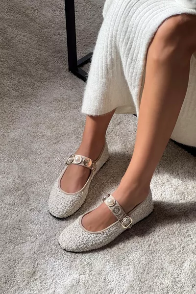 Cracovie Beige Tapis Détail Accessoire Base Plate Femmes Ballerines