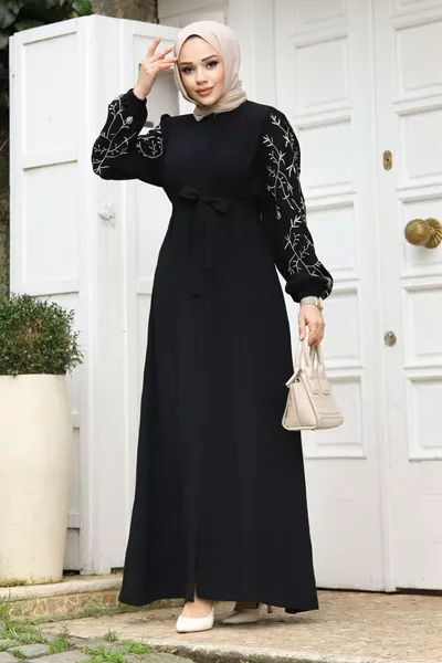 Голяма размерна рокля с ръкави с бродерия  Черен