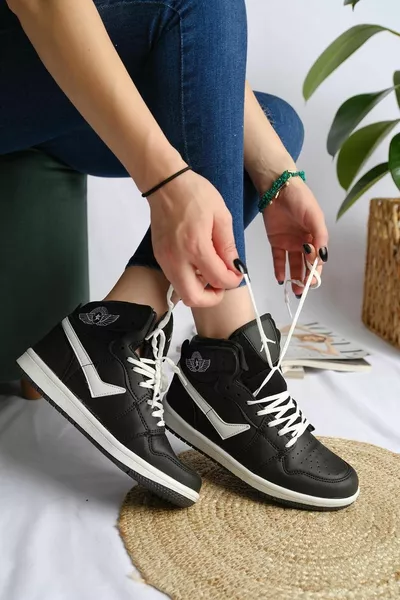 ليا محارة باسكت سنيكرز للجنسين