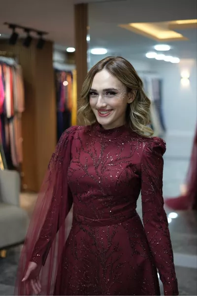  One Shoulder Tulle Detail