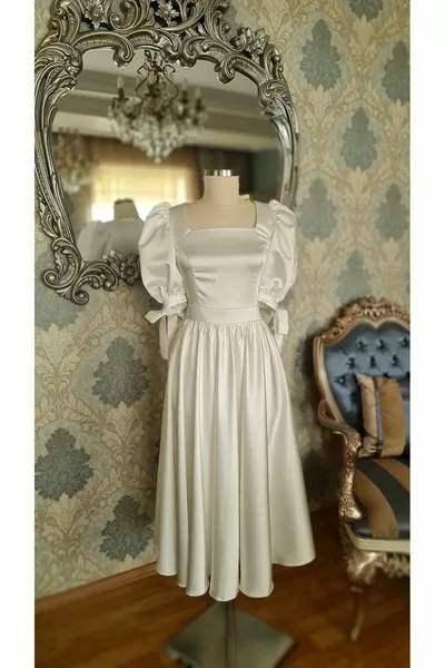 Ecru الساتان الأبيض، البطيخ، تكدرت، خط العنق مربعة، ميدي طول وعد فستان الزفاف الخطوبة