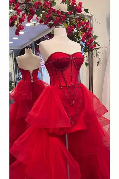 Sumella Couture By Hsn - Rotes trägerloses Henna-Verlobungskleid mit Körpergurt und Abendkleid 