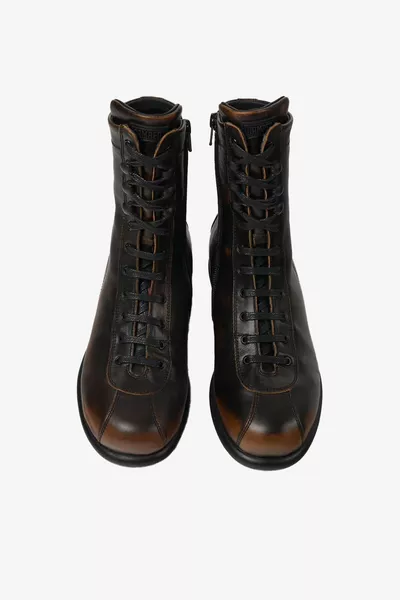 بيلوتاس ارييل حذاء نسائي متعدد الألوان 