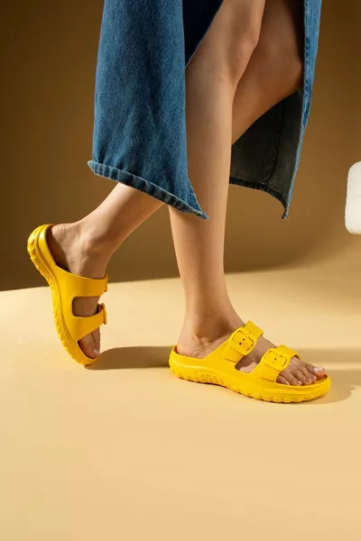 Unisex Giallo Eva Mare Mare Spiaggia Medico Infermiera Ospedale Confort Sandali Casual Pantofole