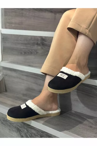 WINTER PLUSH HOUSE SLIPPERS