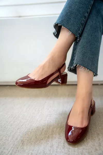 Западно бургундски лъскави дамски токчета