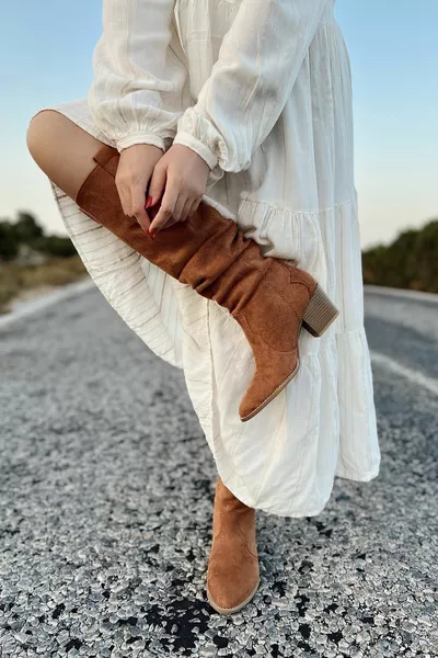 الصحراء الركبة الطويلة تحت الجلد المدبوغ الغربي تان براون المرأة منفاخ أحذية رعاة البقر