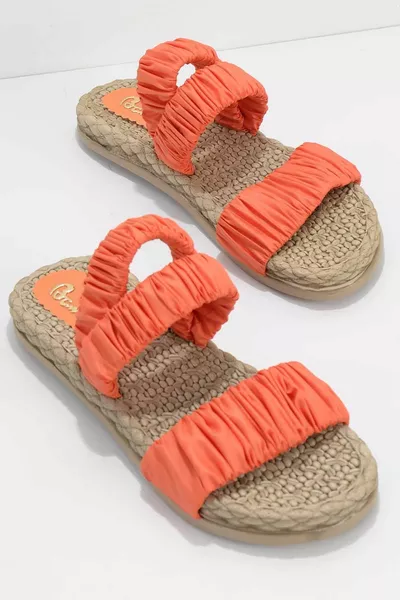 صندل نسائي برتقالي 