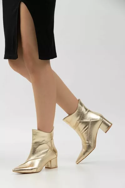 Lijnpatroon Gedetailleerde Gouden Laarzen voor Dames