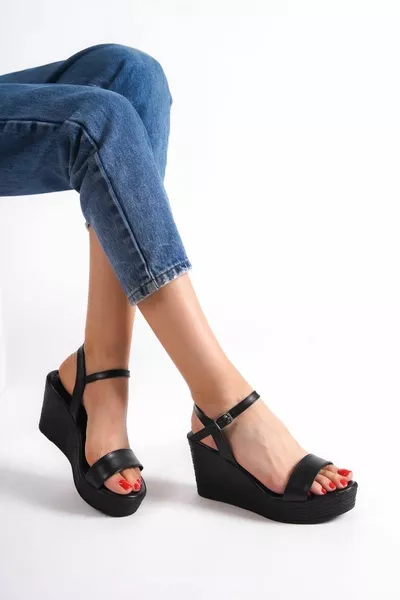 ميكونوس أسود حزام واحد مبطن الكعب الصنادل كاجوال