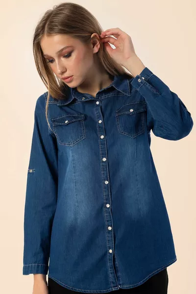 قميص دينم أساسي للسيدات 