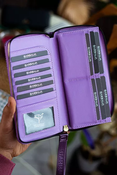 تيلبورغ مقبض المعصم القش متماسكة نمط أرجواني محفظة محفظة مع الكثير من حاملي البطاقات