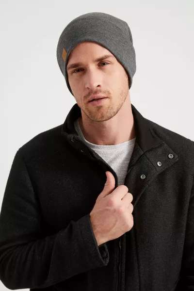 Мъжки млад бизнесмен Пушено въже Детайлна шапка шапка -Спортна, удобна, % памучна камизола, Домашно производство