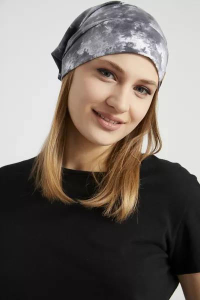 Cappello Berretto Buff da Donna Batik con Dettagli a Filato Trend, 4 Stagioni, Ultra Morbido in Cotone Naturale