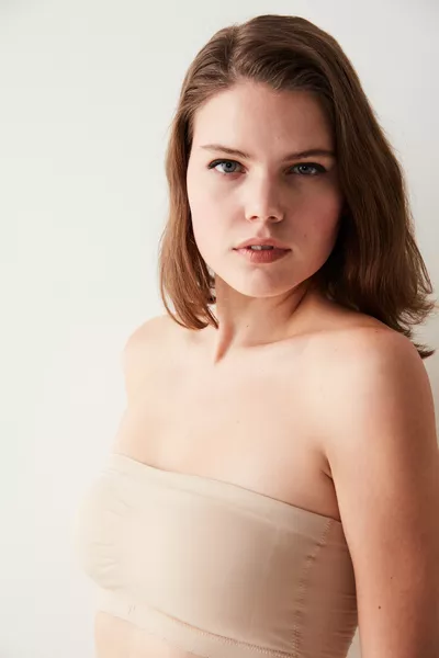 Ten Color Basic Strapless Wireless Bra