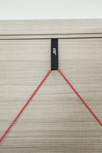 جهاز تثبيت الباب بواسطة شريط مقاومة