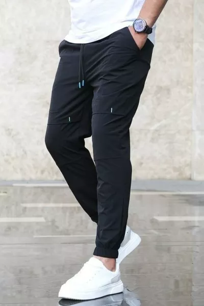 بنطال رياضي أساسي أسود 