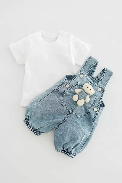 Salopette en jean pour bébé avec ourson en peluche