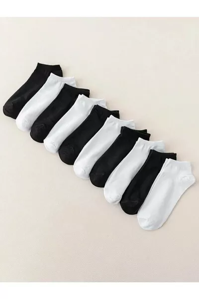 8 Pairs of Plain Basic Black and White Ankle Socks