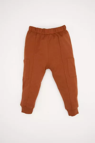 طقم رضيع ولد مكون من قطعتين، سويتشيرت مطبوع وسروال رياضي NS