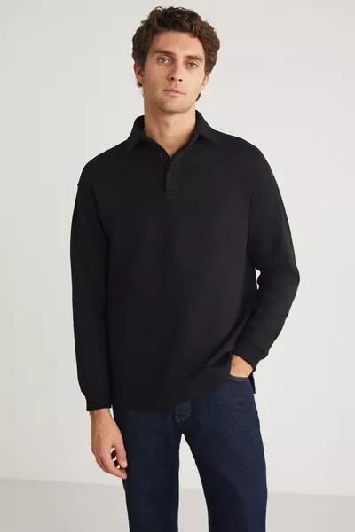 JOHN Men’s Polo Sweatshirt with Collar, Long Back, Side Slits, Diagonal Fabric, Black Sweatshirt