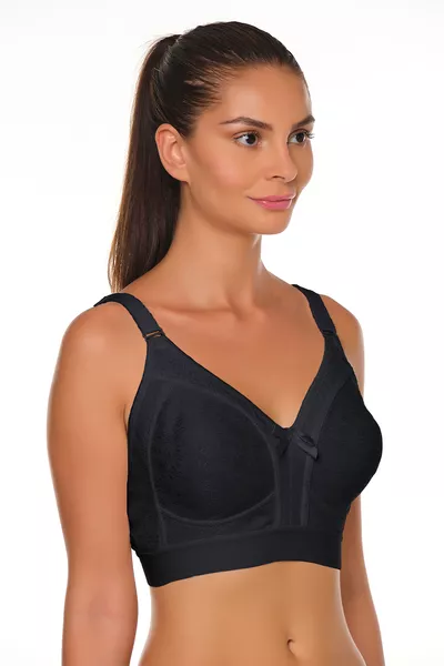 Сутиен с широка лента и оформящи чашки 