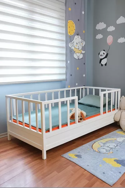 Unisex Baby- en Kinderbed Natuurlijk Houten Bed