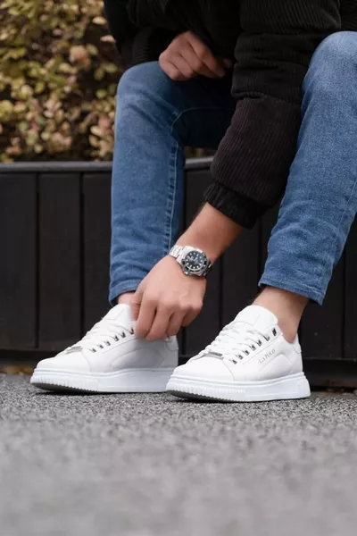 حذاء رياضي أبيض يومي رجالي