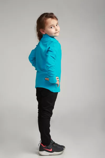 قميص بولو بأكمام طويلة بلون التركواز