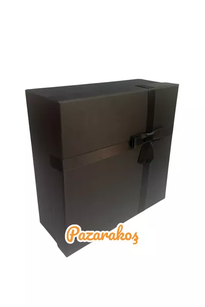 Подаръчна кутия Черна с черна панделка  см ширина,  см дължина,  см височина Сватбена кутия за годеж