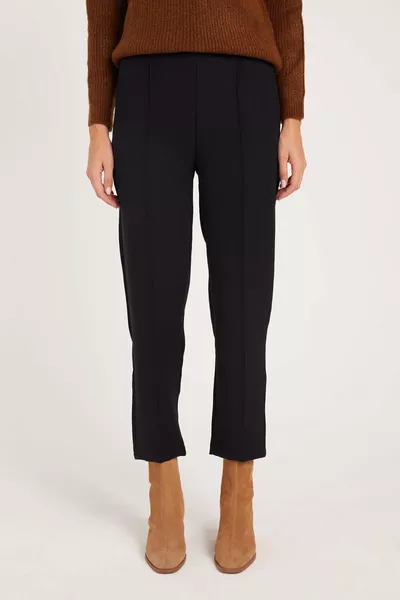 بنطال نسائي أسود مريح بقصة ريلاكس عالية الخصر وخصر مطاطي وساق مستقيمة