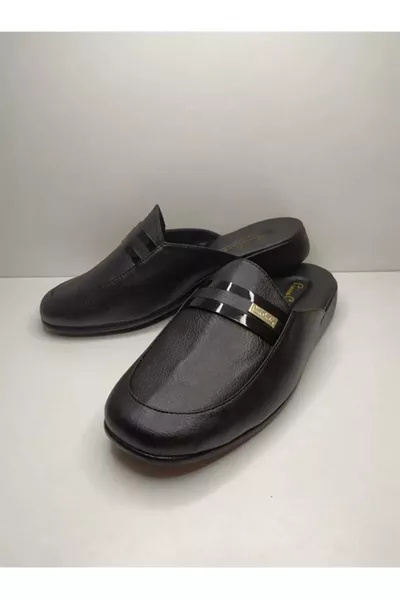  شبشب رجالي أسود جلد مع شعار للعروسين