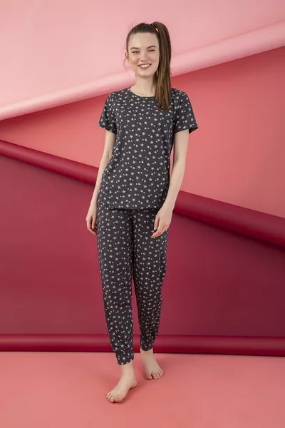 طقم بيجامة بأكمام قصيرة من القطن مطبوع