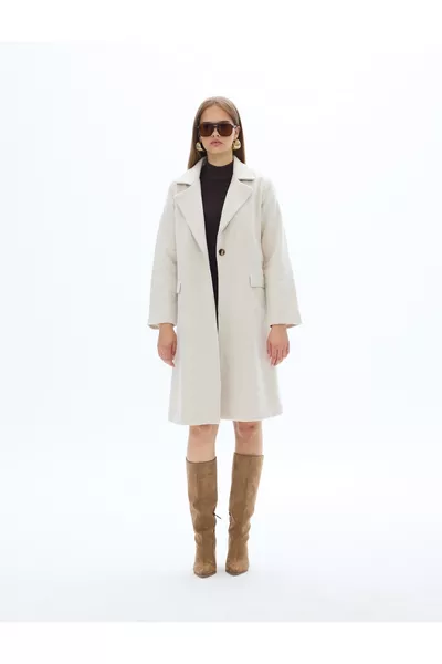 معطف نسائي كشمير كريمي / مجموعة