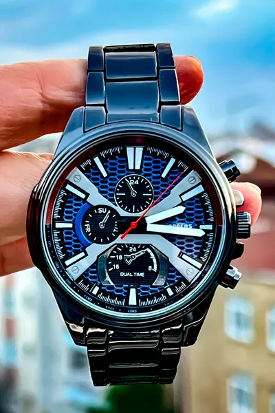 New Season Special Design Black Men's Wristwatch with Bracelet Gift