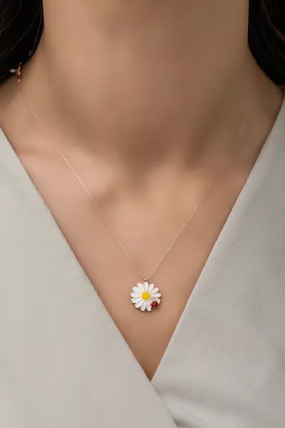 Setting Silver Rose Ladybug Daisy Necklace