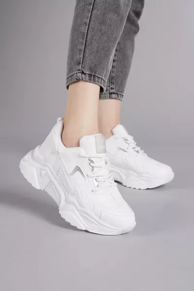 حذاء نسائي رياضي أبيض Dnz