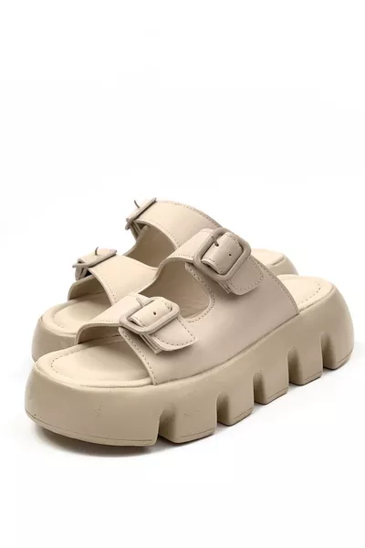 Дамски сандали от бежов тери с висока комфортна ортопедична подметка и двойна кожена лента