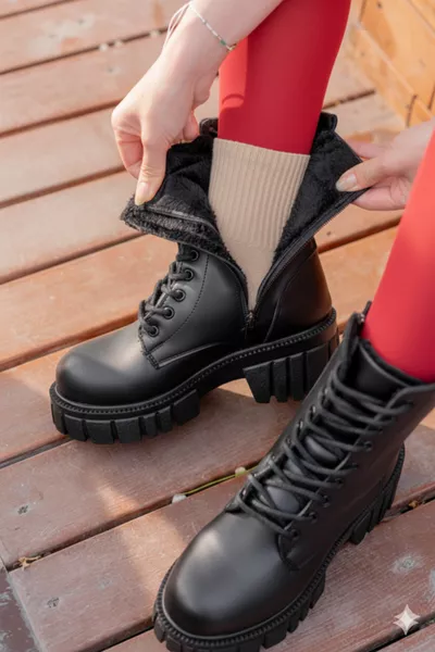 حذاء نسائي شتوي مقاوم للماء بفروة داخلية وسحاب ونعل عالي غير قابل للانزلاق