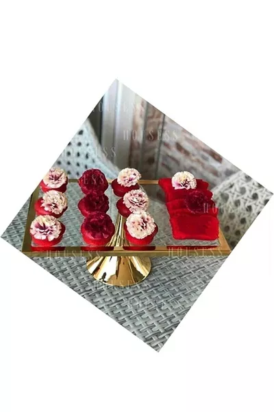 Lüx Dikdörtgen Ayaklı Kek Ve Pasta Standı Sunumluk Çeyizlik Eşya
