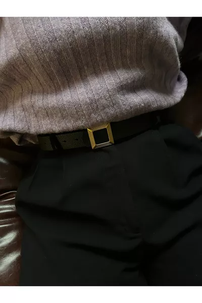 حزام نسائي ذهبي بمشبك مربّع وبتصميم منقوش، حزام خصر، حزام جاكيت، حزام فستان، حزام بنطال