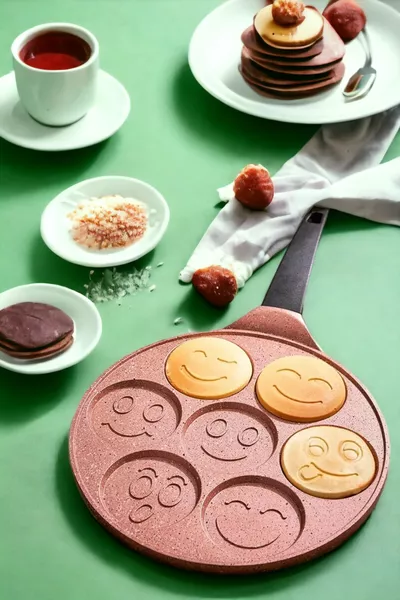 Гранитен тиган за палачинки с усмихнат емоджи,  см, розово злато