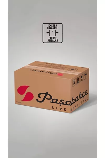 Комплект за сватбено сандъче с  части, включително чаши за вода, безалкохолни напитки и кафе, с предпазен капак