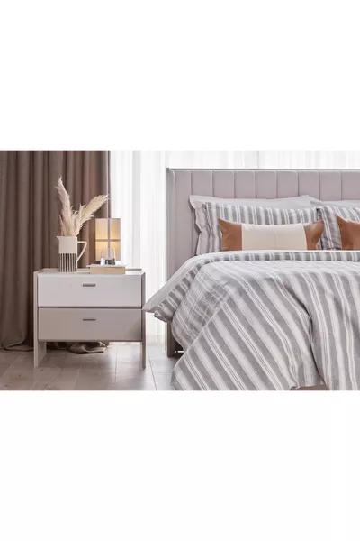 إيدل كومودين