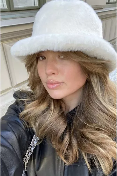 قبعة بكت بحشوة الفرو
