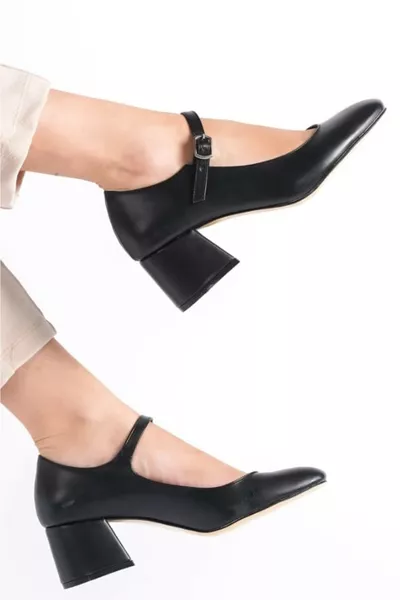 "CANSU" Черни Затворени Обувки с Кръгла Игла и 5 см Дебел Ток