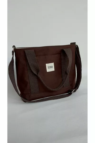 حقيبة قماشية بالقهوة بكبسة، حقيبة كتف وإ يد نسائية قابلة للتعديل، الأبعاد: ارتفاع  سم، عرض  سم، عمق  سم